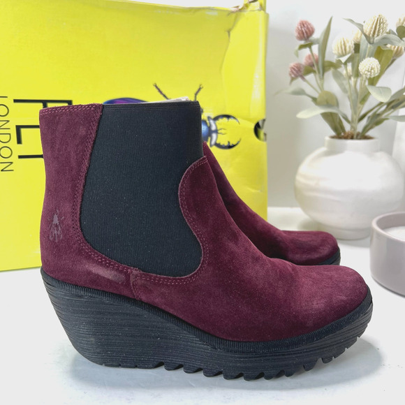 Fly London Yade398Fly Oil Suede Wedge Heel Chelsea Boots Wine Women 6.5/EU37 - Picture 2 of 11